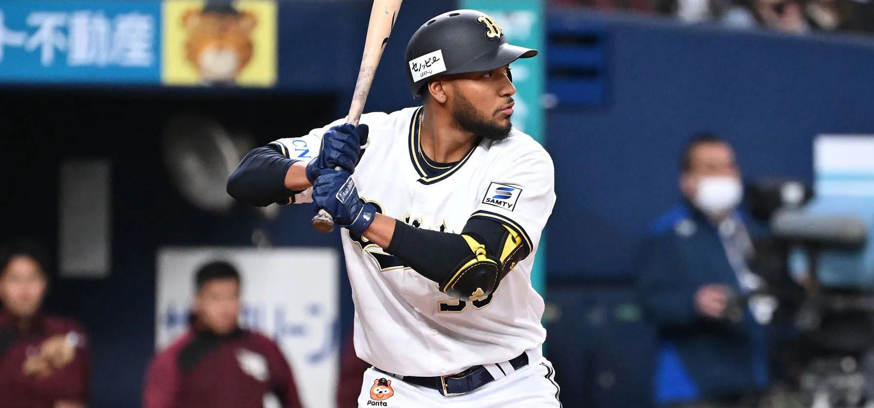 エドワード・オリバレス