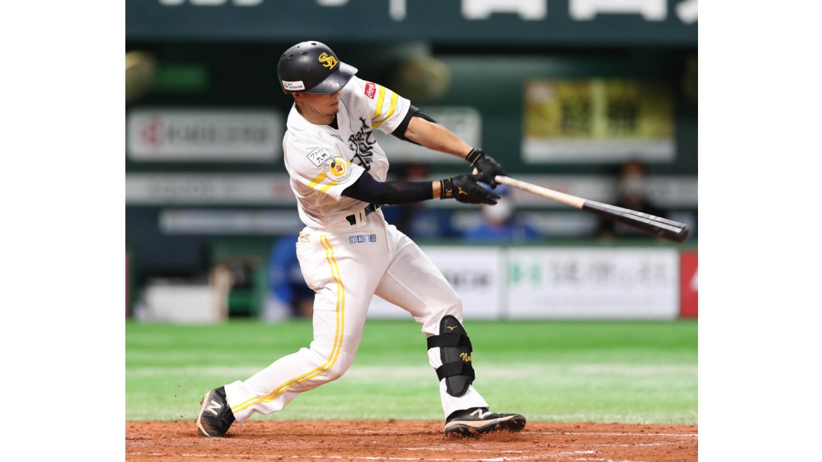 ソフトバンク】佐藤直樹、プロ1号は勝ち越し2ラン！3年目の19年