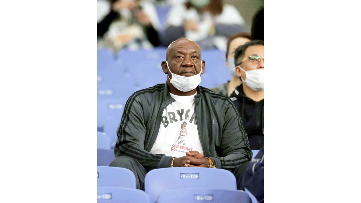 オリックス】バファローズOBのラルフ・ブライアント氏が観戦「お会い