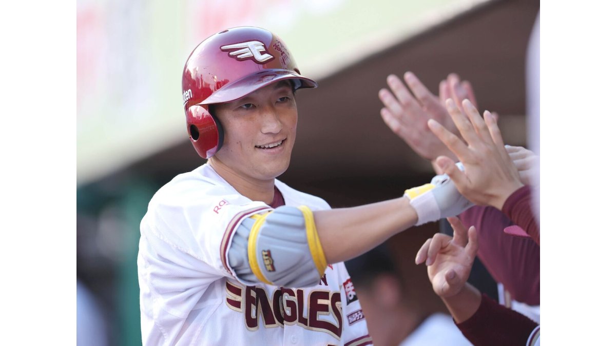 楽天】小深田大翔、チームの走塁力向上へ“盗塁塾”開講…今季36盗塁で