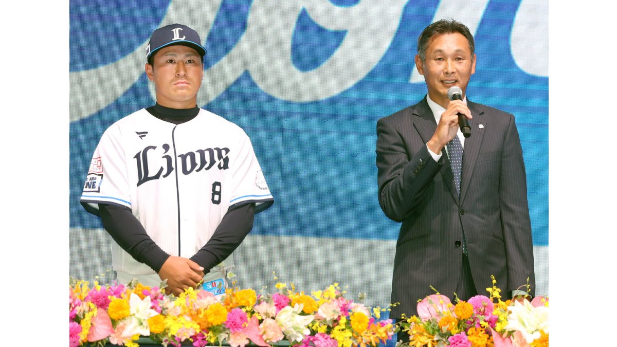 渡部聖弥　ユニフォーム 同姓から背番号「8」継承…西武ドラ2渡部聖が高らか宣言「日本の4番