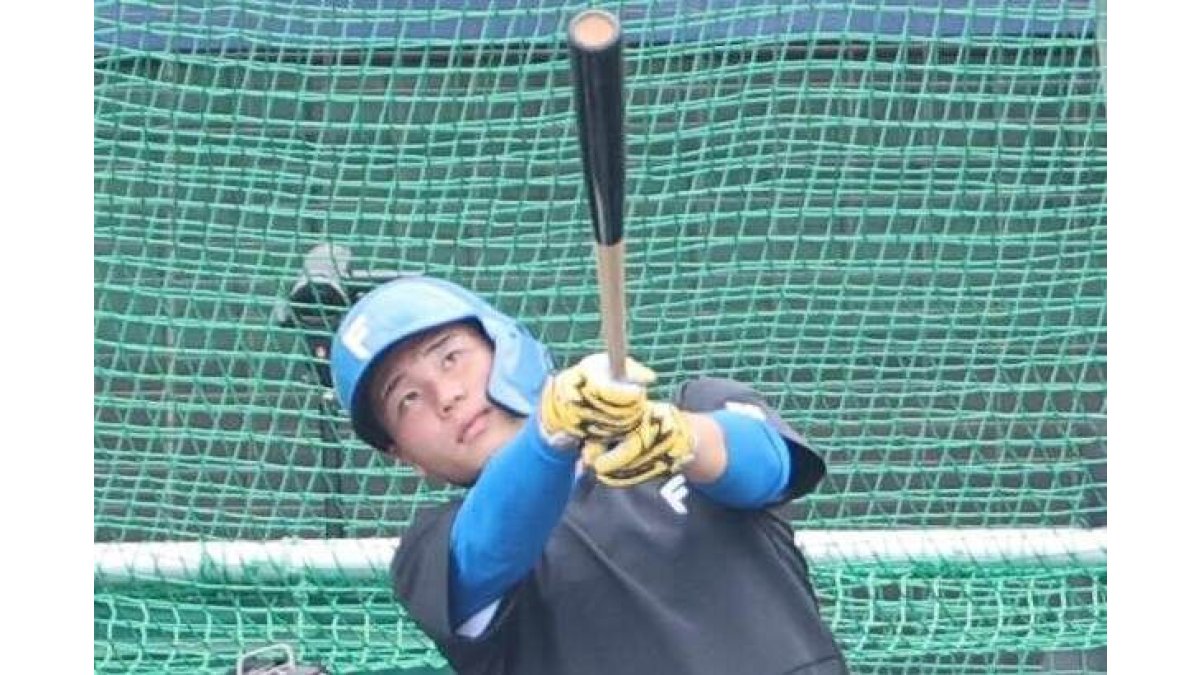 日本ハム】2年目・明瀬諒介がオープン戦初安打 左翼線二塁打に