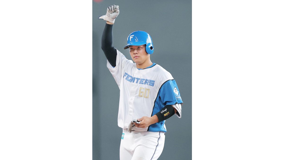 日本ハム】現役ドラフトで加入の吉田賢吾が4打数4安打 新庄剛志監督