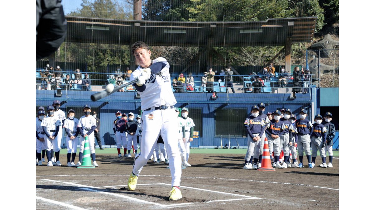 オリックス】杉本「羅王」裕太郎がファームに「力水」の差し入れ…31