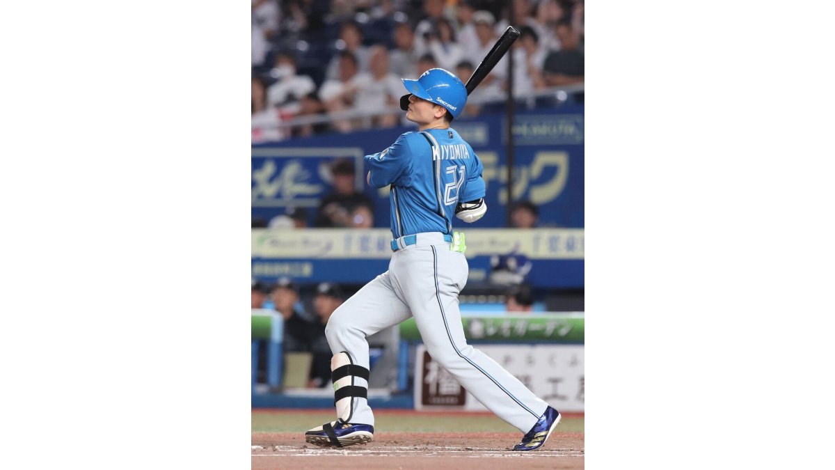 プロ野球規格 清宮幸太郎選手 バット 侍U18の清宮幸太郎が108号弾 木製バットで最多本塁打記録更新