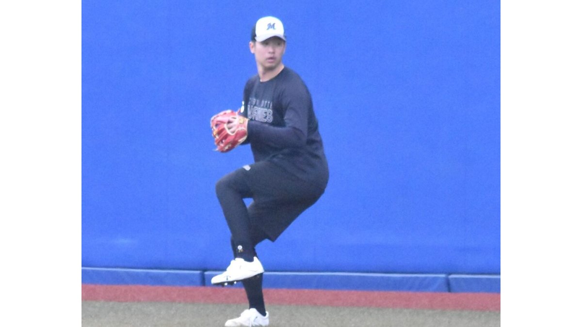 種市投手ズボン2枚 種市投手ズボン2枚 鴨川の青空の下、種市の貫通ストレート