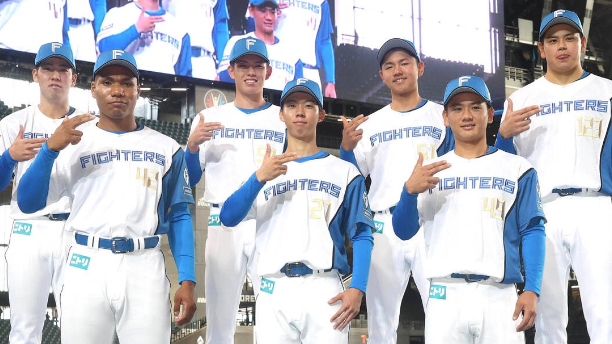 日本ハム】ドラ2・エドポロケイン、新庄監督の背番号「1」継承を