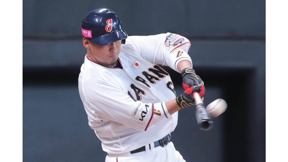 中田翔氏、エスコン1号、左翼ブルペンへソロ 巨人時代応援歌、原監督