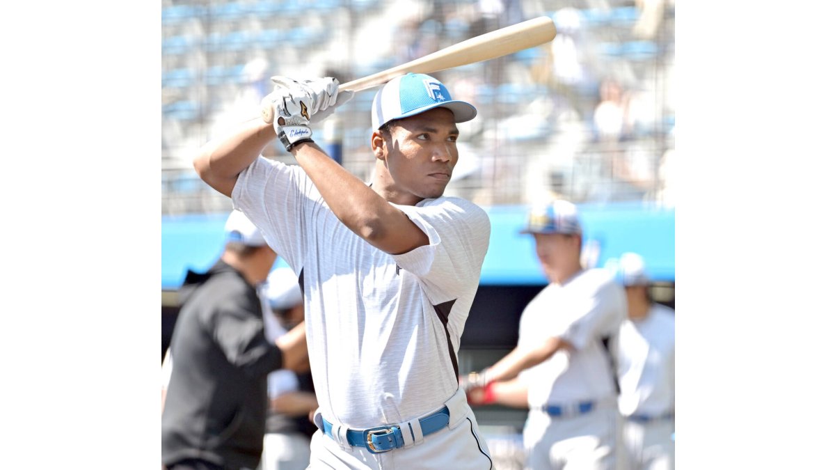 日本ハム】デビュー戦猛アピールのエドポロケインが1軍昇格 新庄剛志