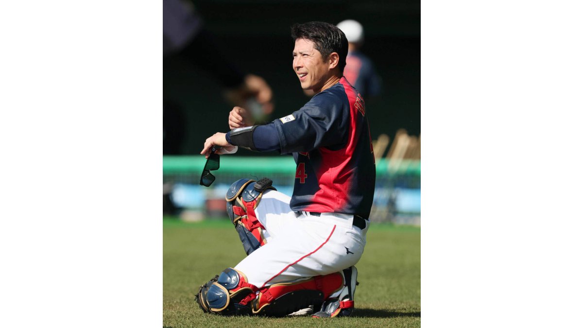 侍ジャパン・若月健矢は「ゴジラさん」に「なかなか聞けなかったです