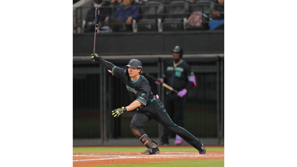 日本ハムファイターズ西川遥輝7エスコン2026ユニフォーム L ブラック エスコンフィールドユニフォーム2026 🌟好評販売中🌟 ＼ 新加入選手を