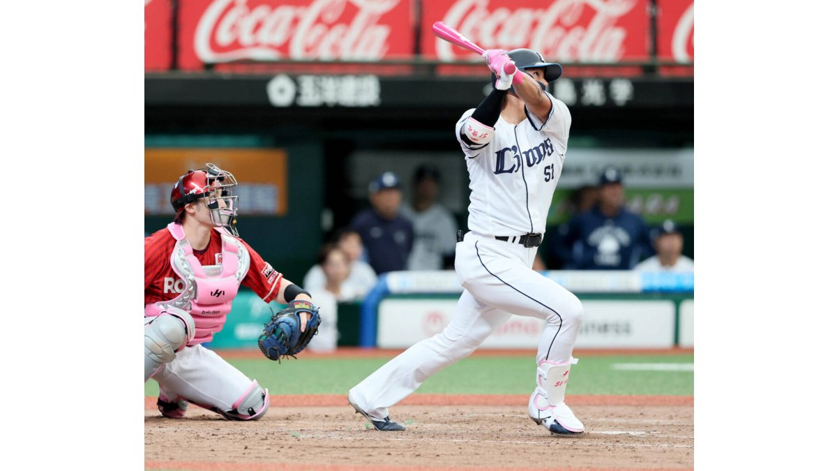 西武】西川愛也がNPB通算11万1111号のメモリアル弾 母の日に