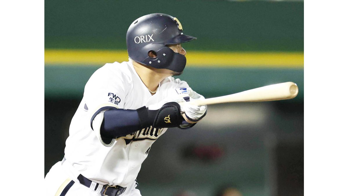 オリックス】森友哉が右越えに6号先制ソロ！ 今季初の4番起用に一発