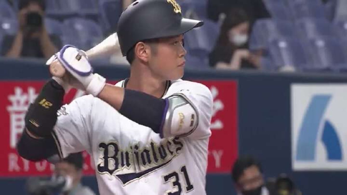 太田椋のプロ初安打は本塁打に！ ジョーンズも特大弾を放った