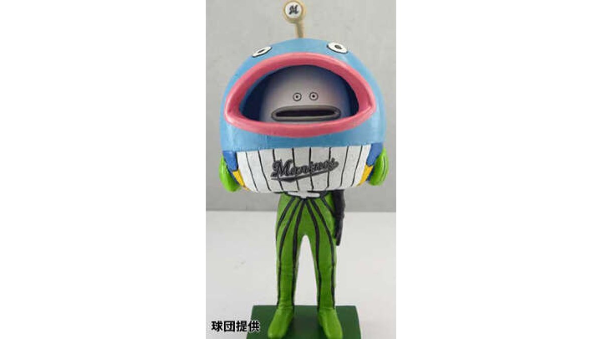 千葉ロッテ謎の魚ボブルヘッド発売 魚「144分の1プラモを作ってもらい