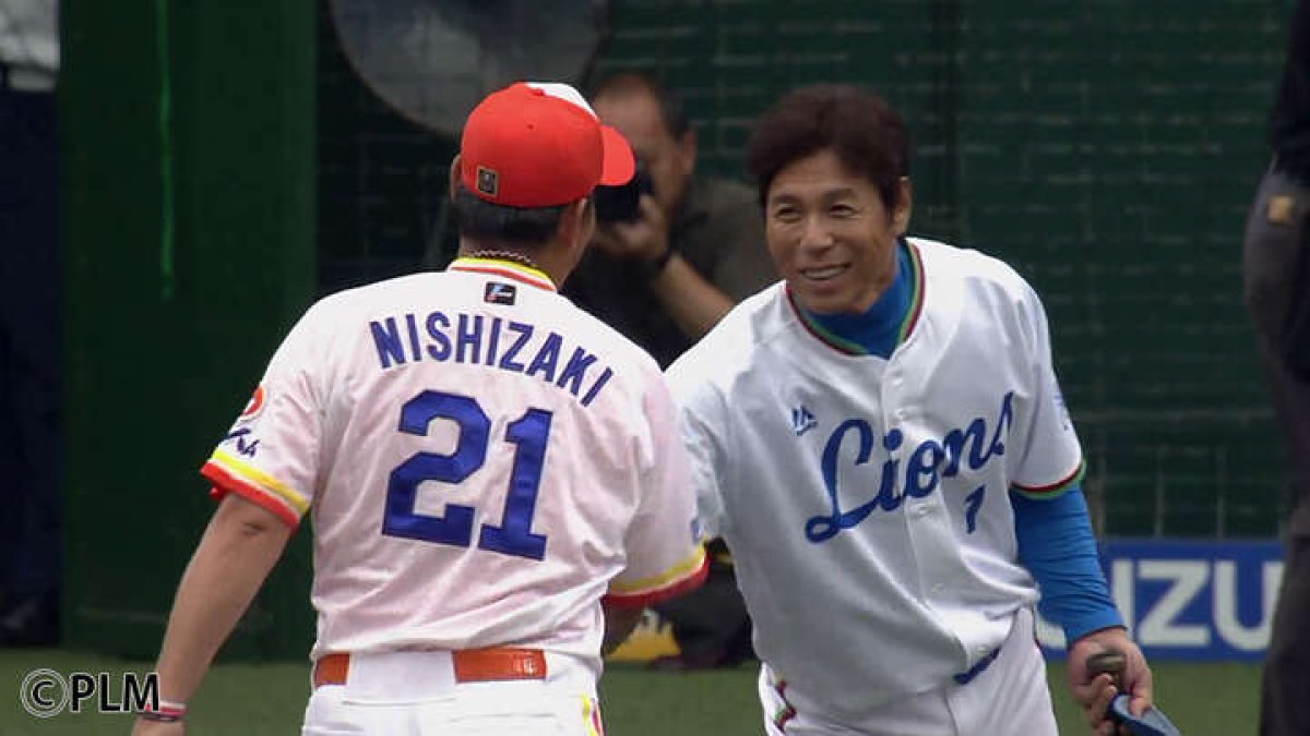 秋山幸二氏がまさかのHR！？ 試合前の夢の対決で…｜パ・リーグ.com