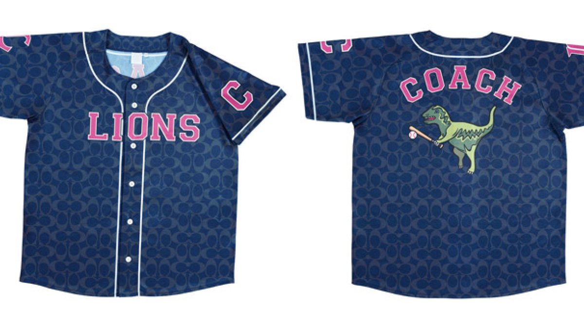 話題の「COACH×LIONS 獅子女ユニフォーム」誕生のきっかけは“店頭での接客”｜パ・リーグ.com｜プロ野球