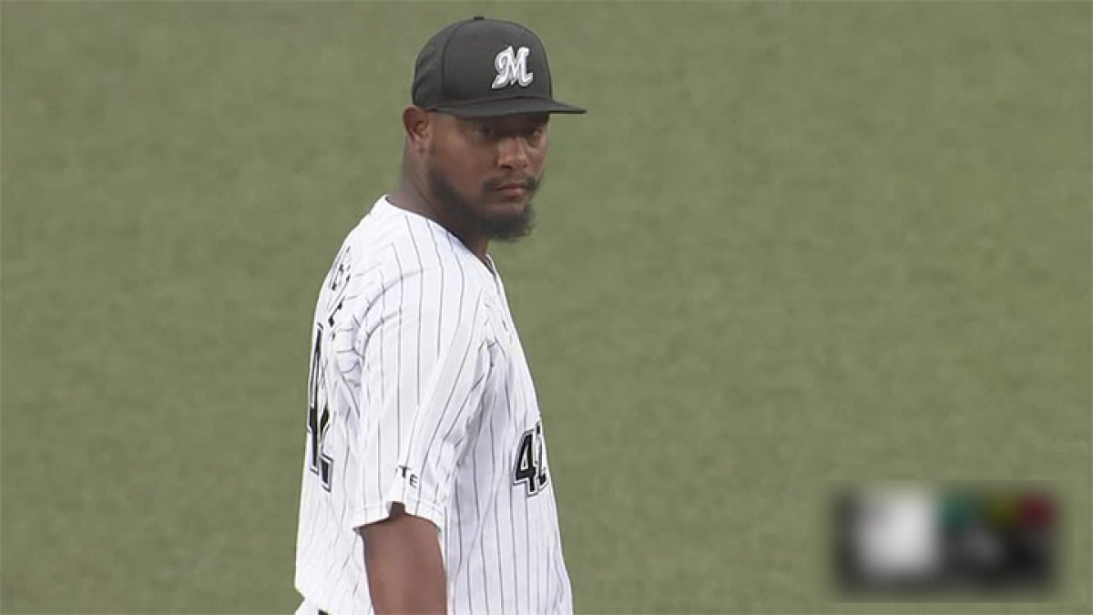 下千葉ロッテマリーンズ投手 スミ1敗戦の千葉ロッテが連勝ストップ メルセデスは8回1失点の好投｜パ