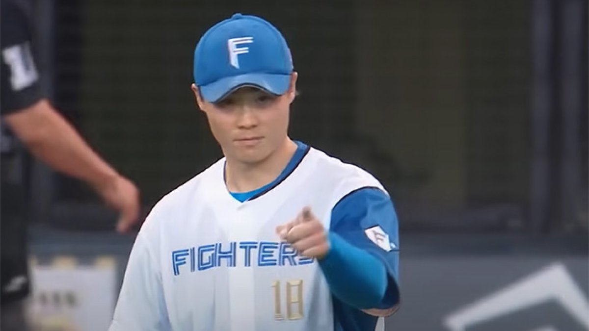 山﨑福也投手 新品未着用 XL プロ野球:日本ハム・山崎福也、ハイテンポ投球が生む抜群の安定