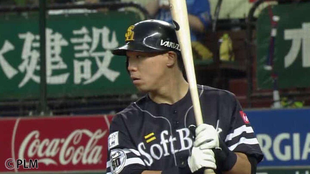 福岡ソフトバンク長谷川勇也が“サイクル越え” 2ラン、二塁打、単打、3