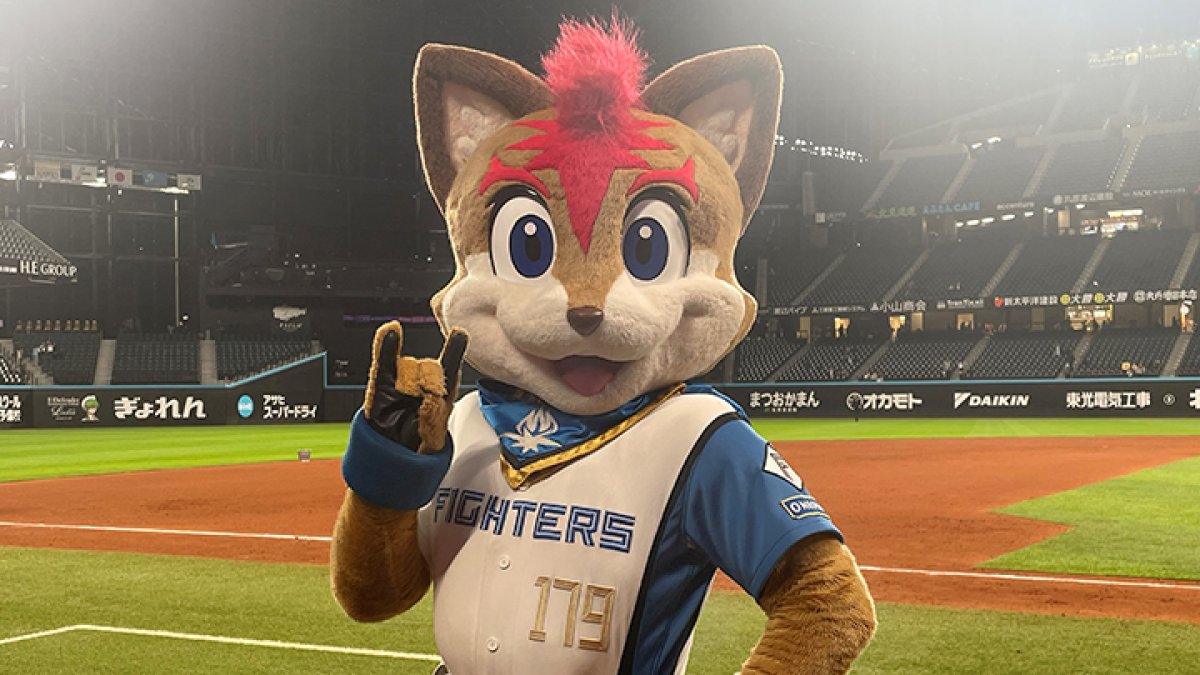 フレップは田宮裕涼選手＆奈良間大己選手と仲良し！【パ・マスコット