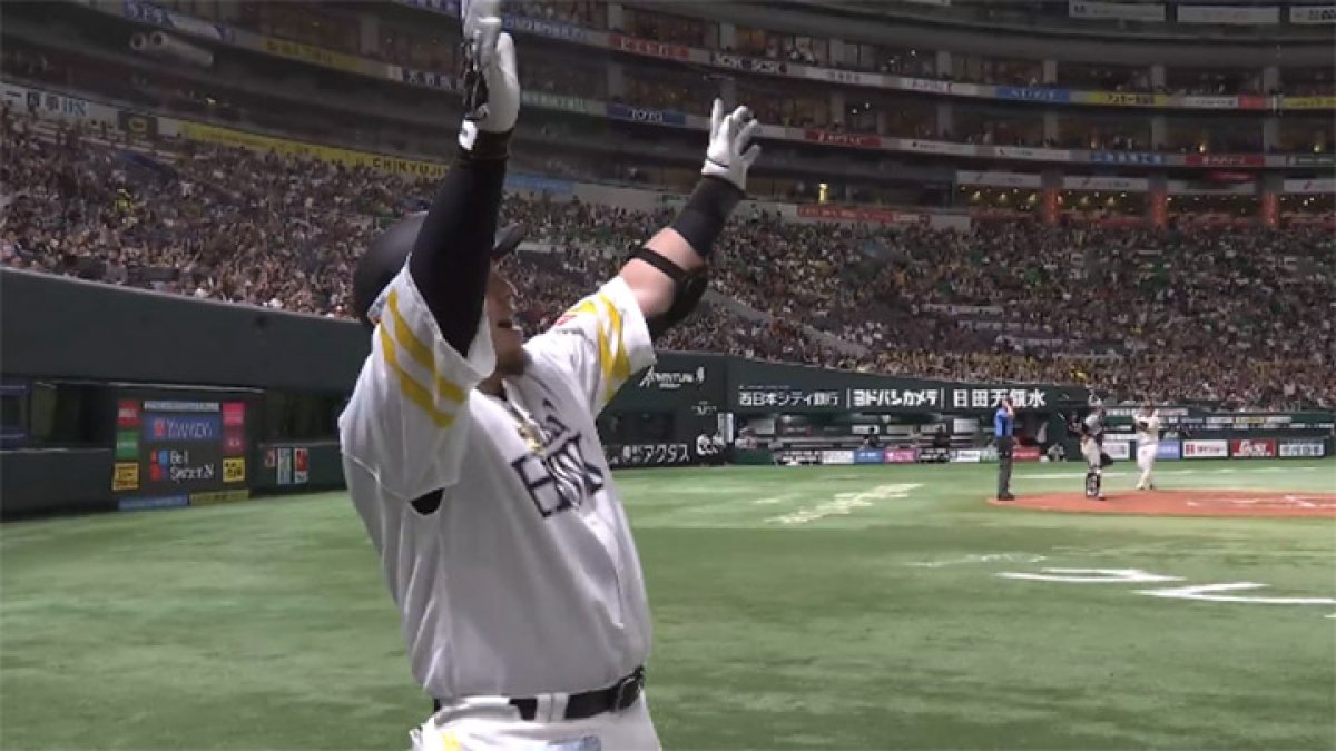 自身9試合ぶりの一発！ 山川穂高の14号ソロでダメ押し｜パ・リーグ.com