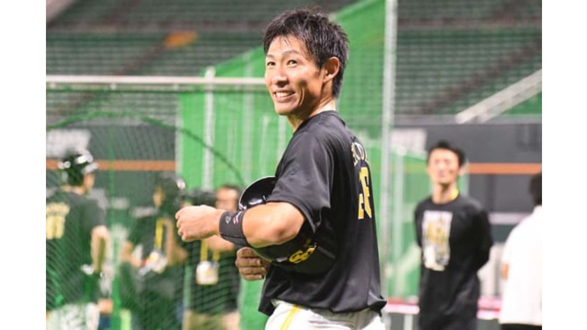 存在するだけで周囲に影響与える選手 スター軍団ホークスを支えた本多