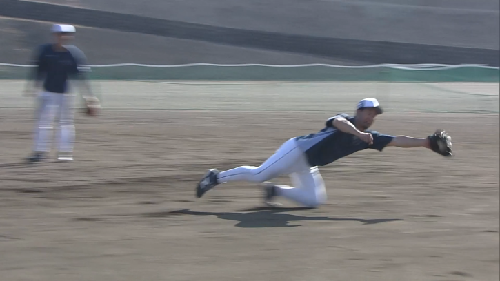 【春季キャンプ】アップルキャッチ!! ライオンズ・外崎修汰が超ファインプレーで特守を締める!! 2026年2月12日 埼玉西武ライオンズ